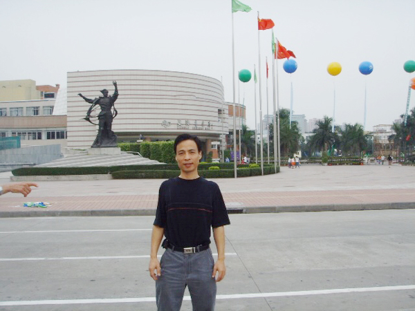 盟雄創始人-楊哲